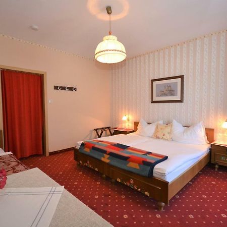 Berghof Hotel Gaming Bagian luar foto