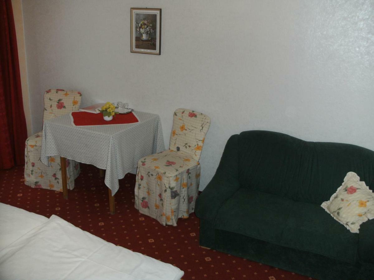 Berghof Hotel Gaming Bagian luar foto