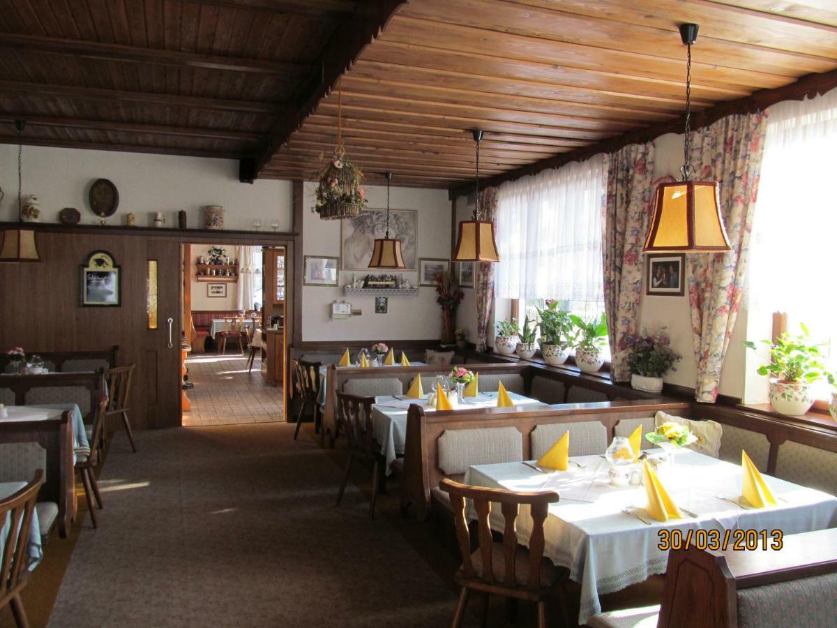 Berghof Hotel Gaming Bagian luar foto