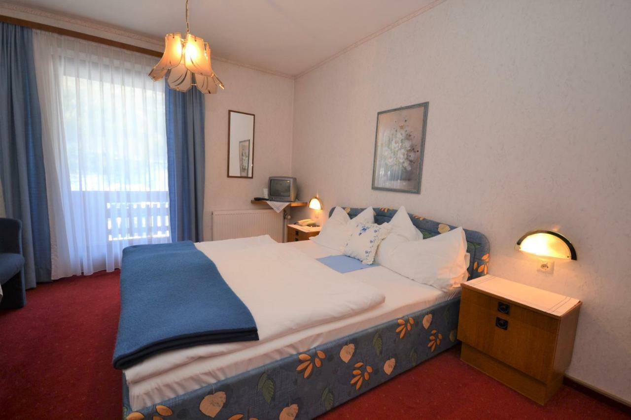 Berghof Hotel Gaming Bagian luar foto