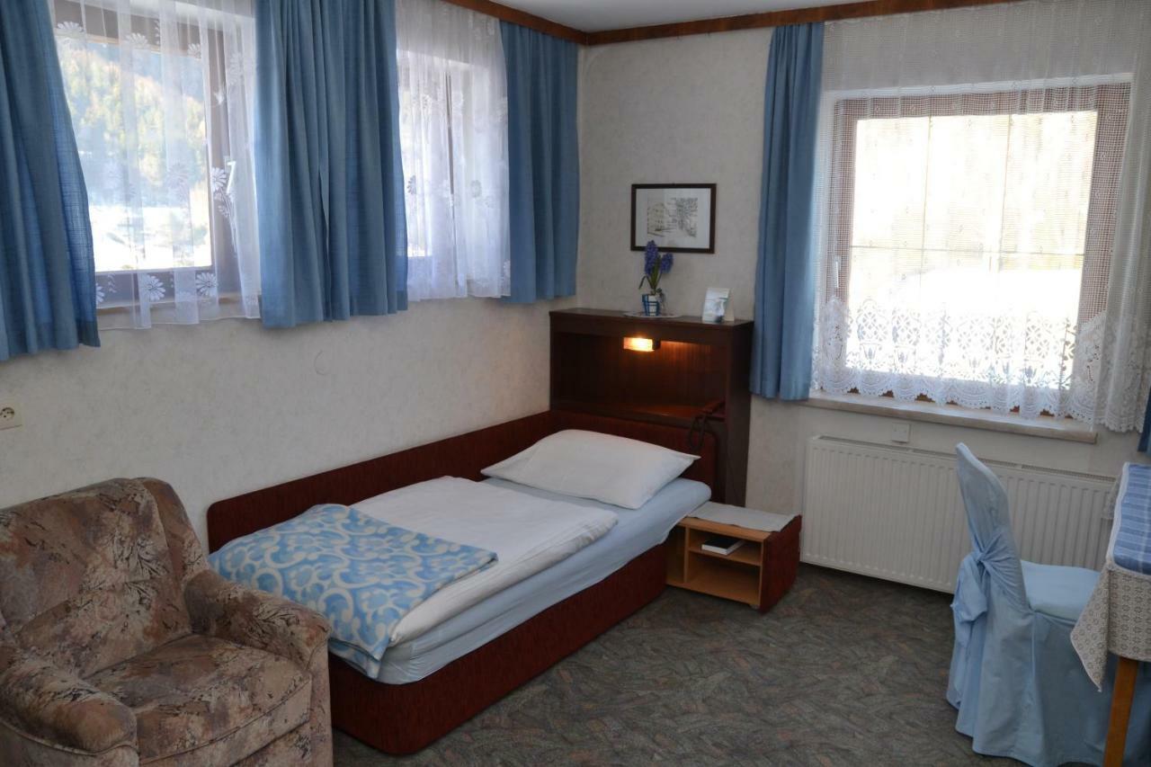 Berghof Hotel Gaming Bagian luar foto